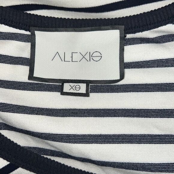 ✨Alexis Loza Striped Sz XS Dress✨ - Picture 8 of 9